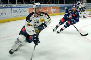 Hockey-6836975_1280