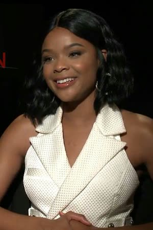 Portræt af Ajiona Alexus
