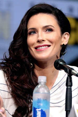 Portræt af Bridget Regan