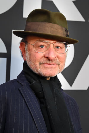 Portræt af Fisher Stevens