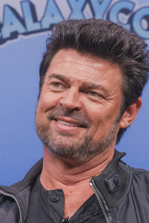 Portræt af Karl Urban