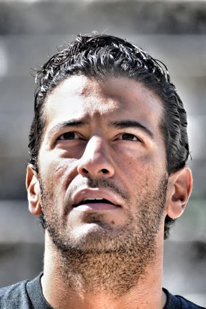 Portræt af Simon Kassianides