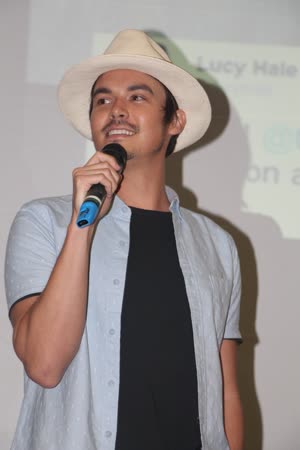 Portræt af Tyler Blackburn